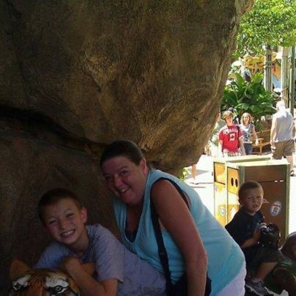 Meet your Posher, Tammy - Picture 1 of 1